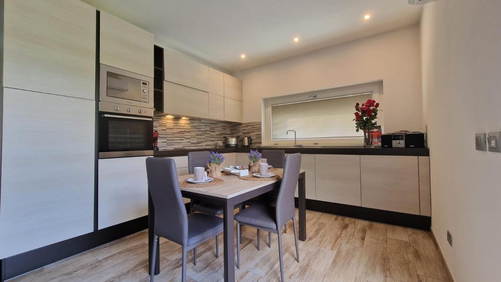Casa Lina Tirano Apartment Luaran gambar